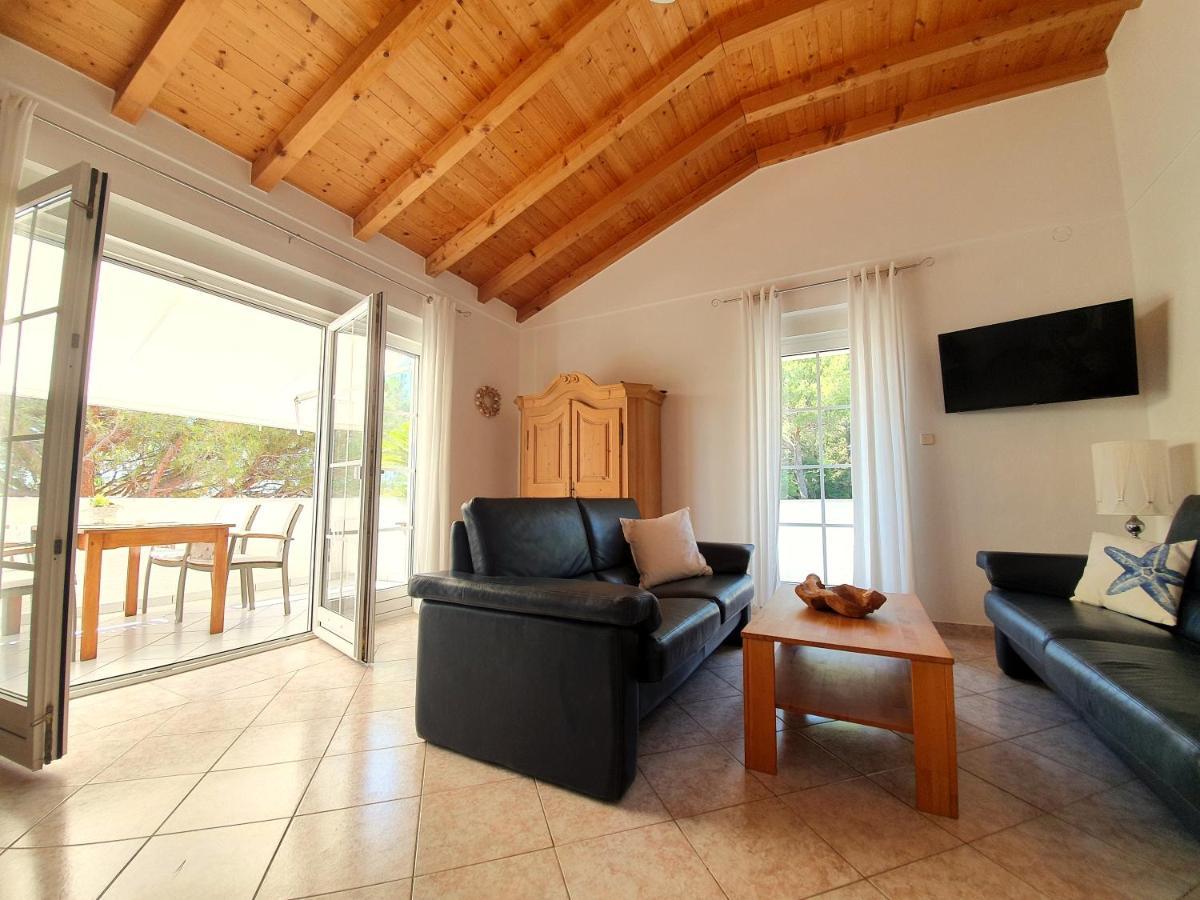 Villa Lucija Rab Town Exteriör bild